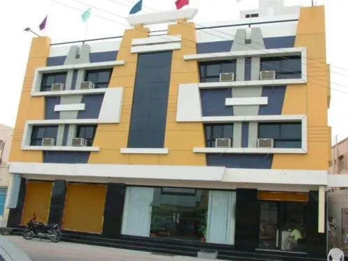 Дварка: OYO 6139 Hotel Dwarka Residency