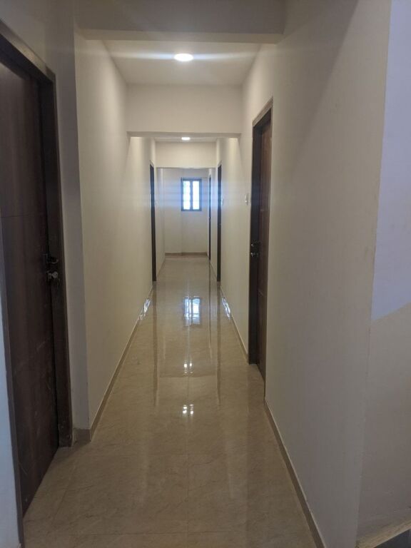 Тхане: Thane Atharva Residency