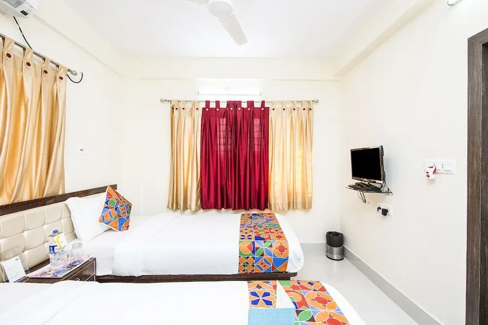 Колката: FabHotel Violet New Town