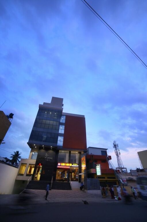 Бангалор: OYO 11308 Benhur Pride Hotel