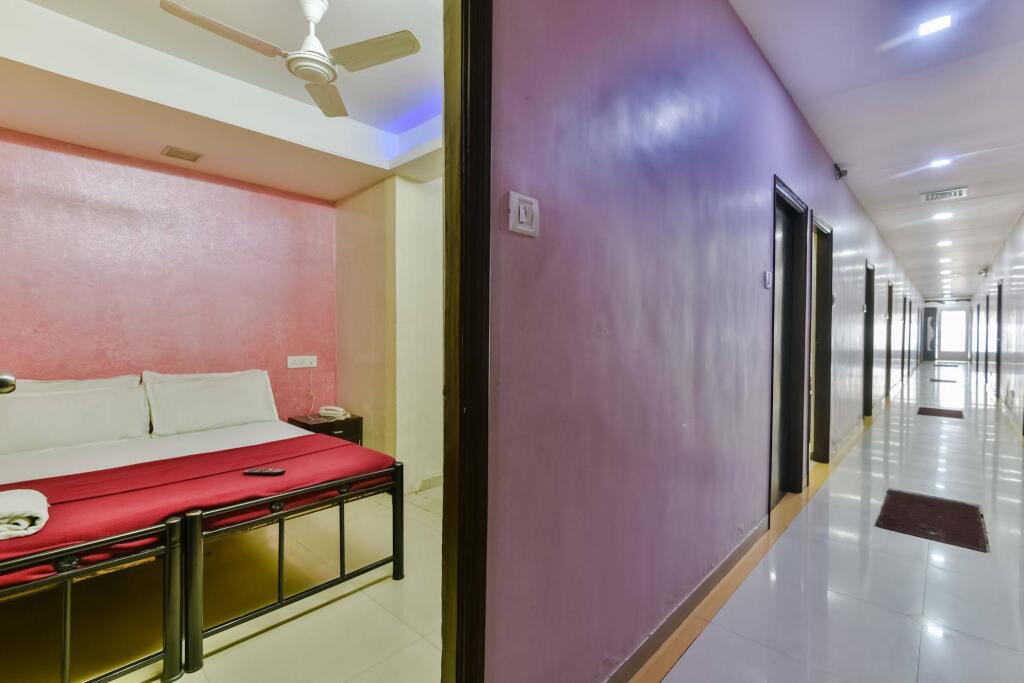 Мумбаи: Decent Guest House
