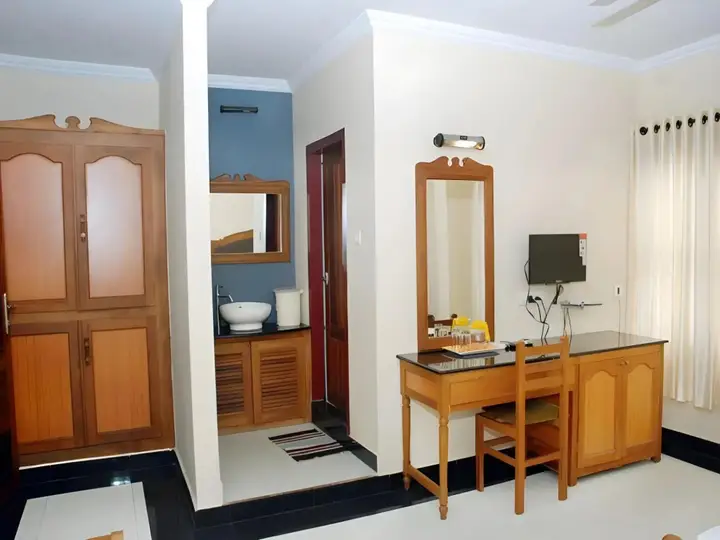 Куруппумтара: Sahari Hotel