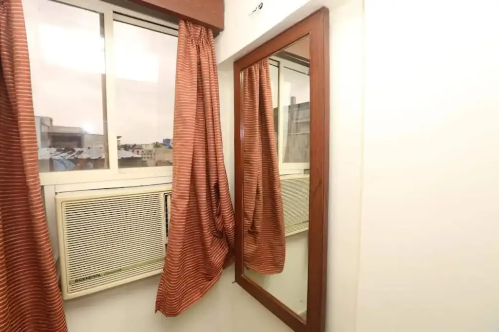 Бхопал: Hotel Anjalik