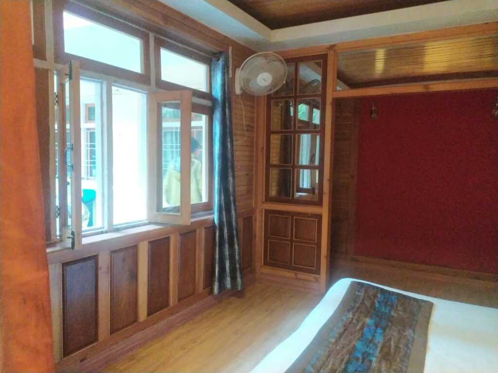 Наинитал: Hotel Aroma Nainital