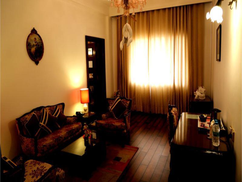 Джаландхар: Aveda Hotel Kamal