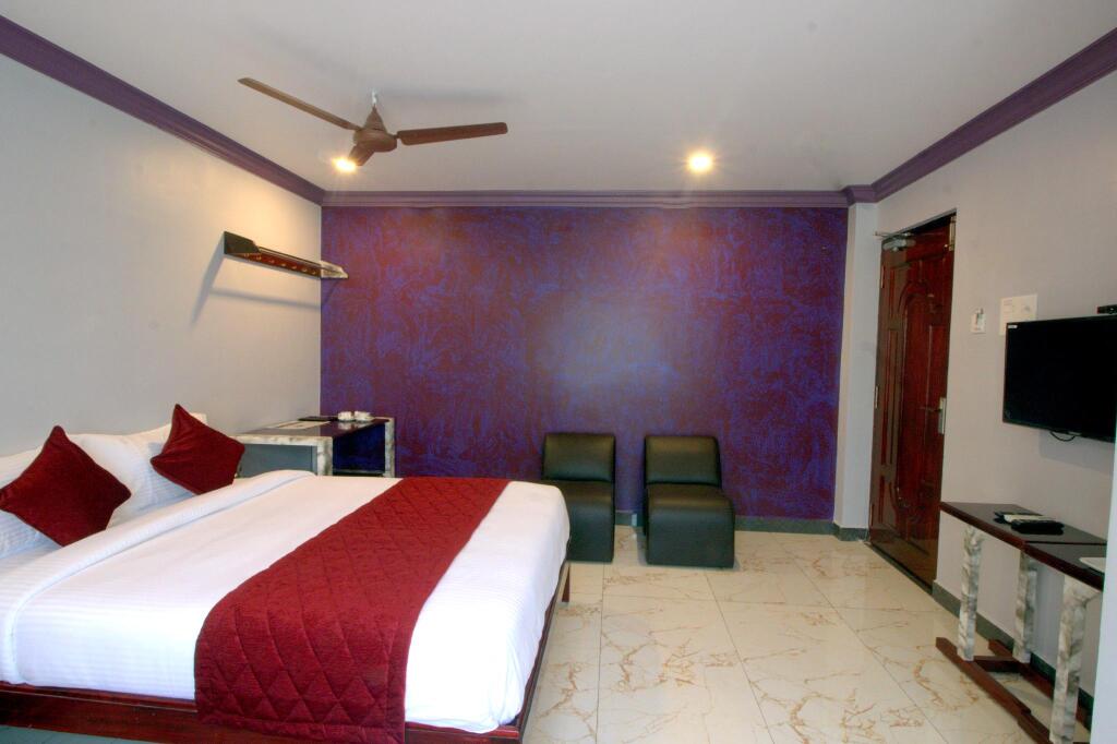 Serenity Sunrise Beach Resort — фото 1