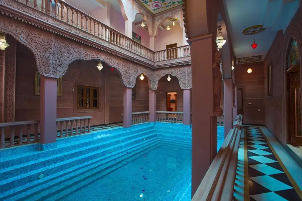 Ангамали: Vrindavan Retreat