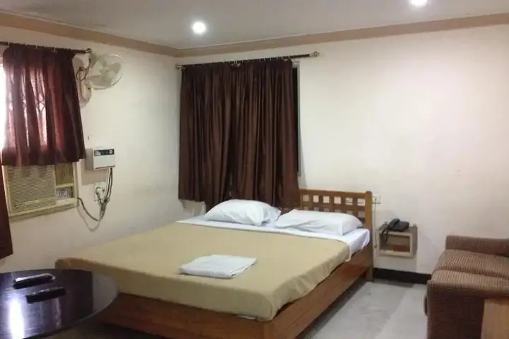 Ченнаи: M J Guest House