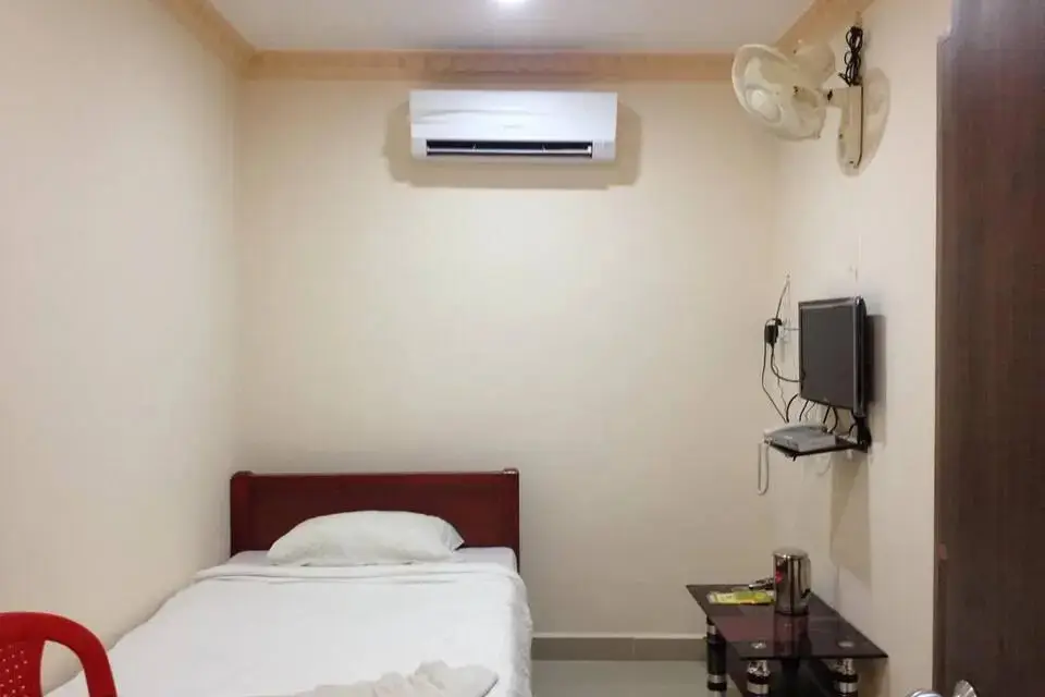 Ченнаи: M J Guest House