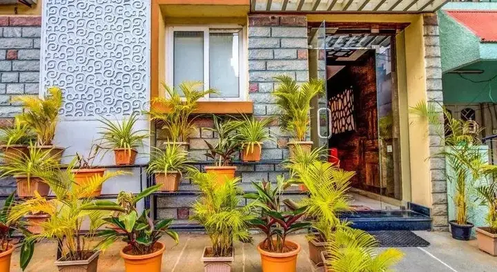 Бангалор: FabHotel Sunwood Koramangala