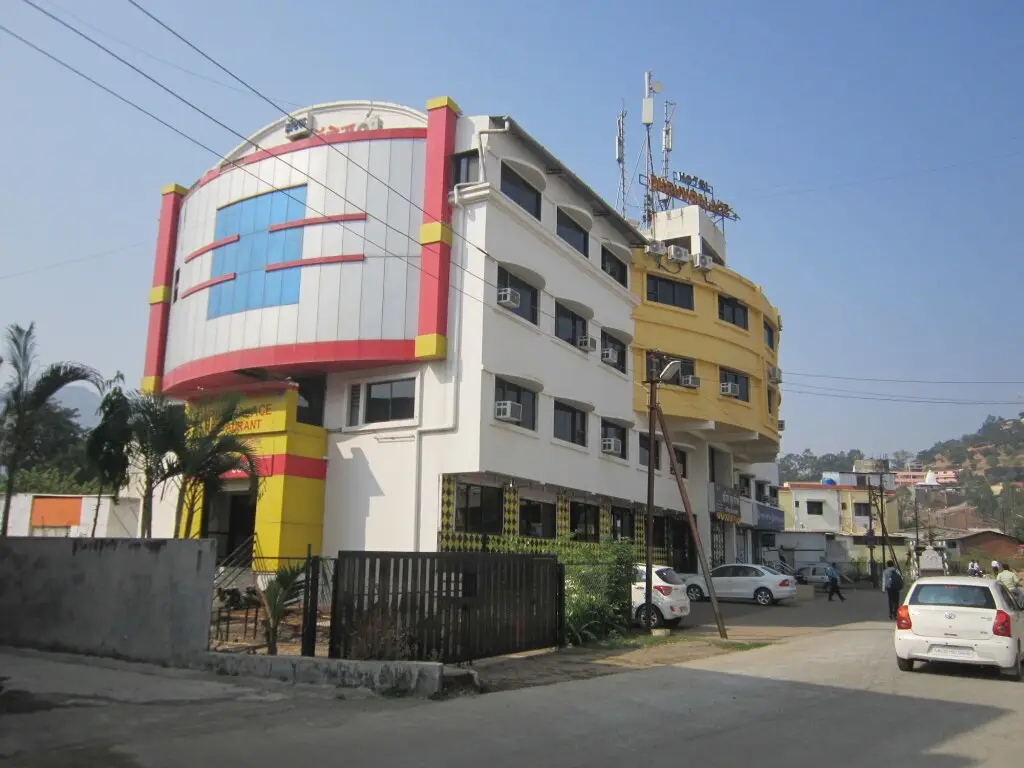 Hotel Dhruv Palace — фото 1