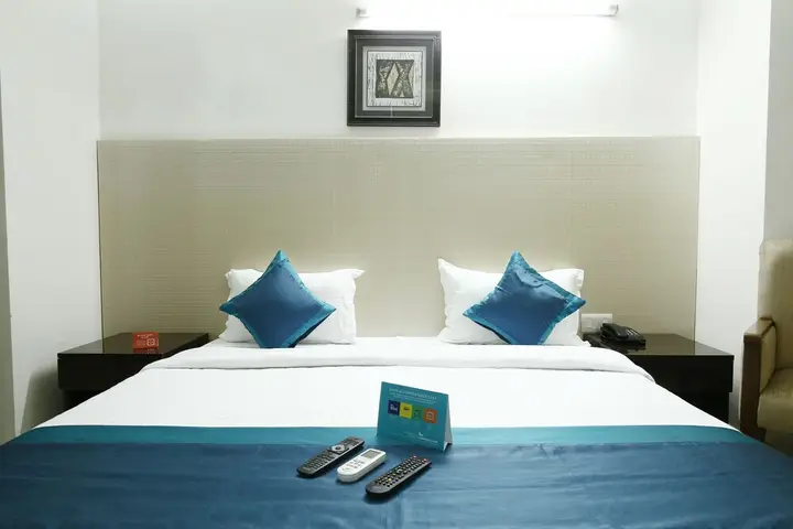 Нойда: FabHotel Exotica Noida Expressway