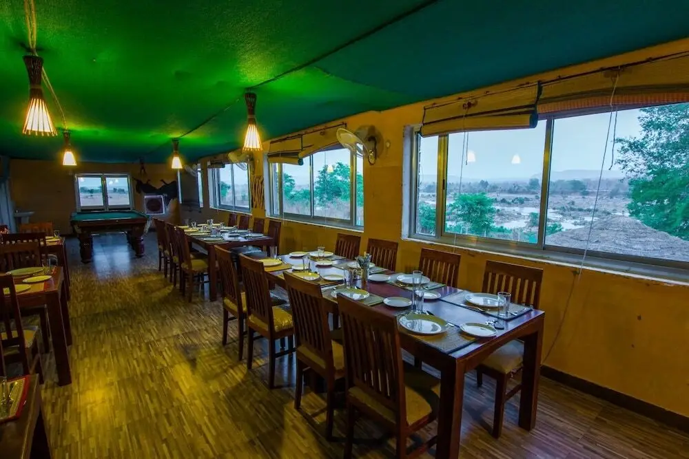 Панна: V Resorts Camp Panna