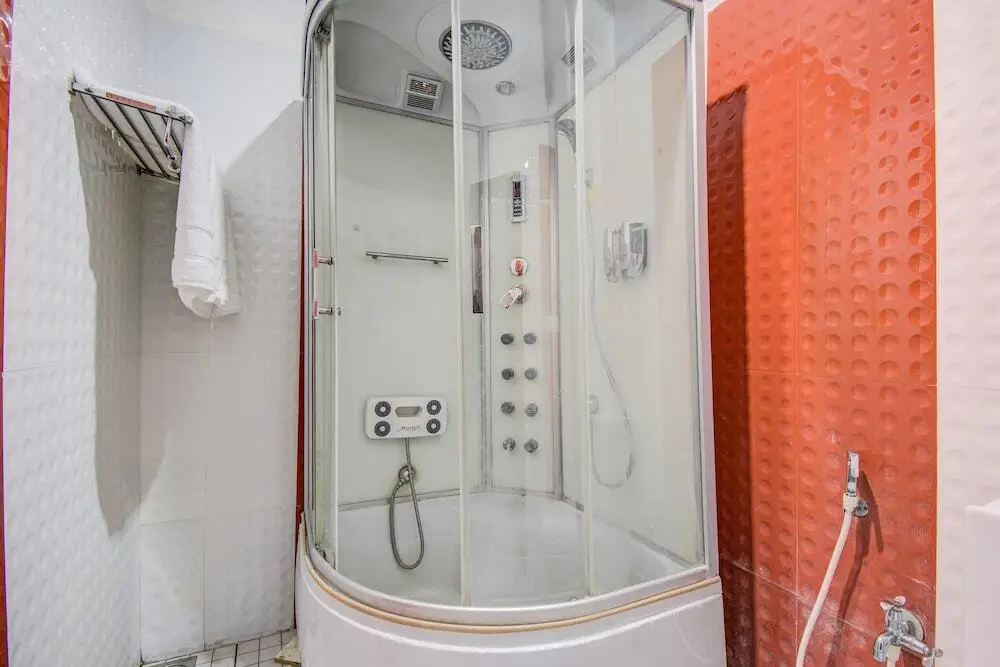 Аллеппи: FabHotel Kuwait Residency
