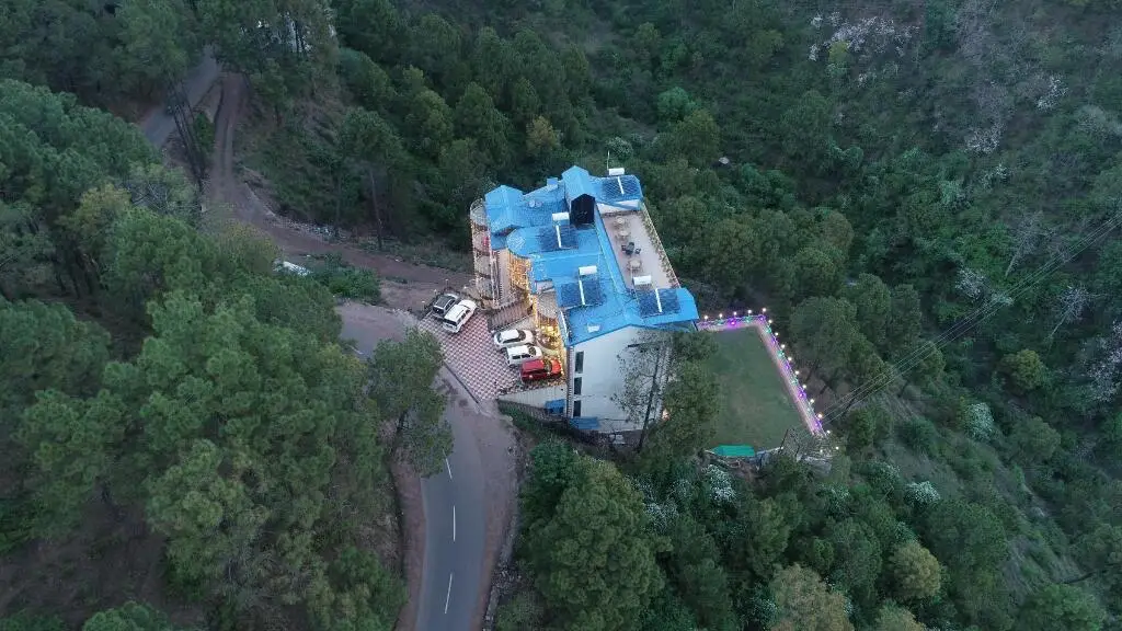 Казаули: Kasauli Continental Resort