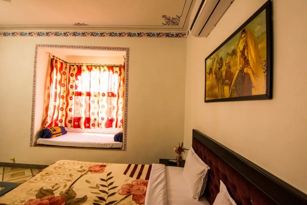 Садри: Lake Alpi resort Kumbhalgarh