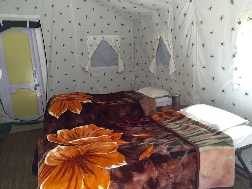 Наинитал: Camp Pine Riviera
