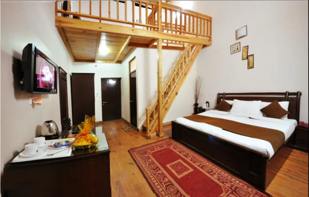 Наинитал: Отель Wood Castle Spa & Resort