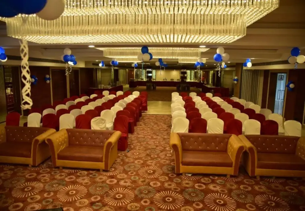 Бхаруч: Hotel Rang Inn