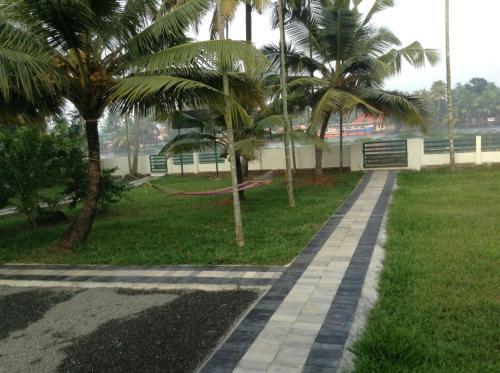 Pamba Inn - A Wandertrails Stay — фото 1