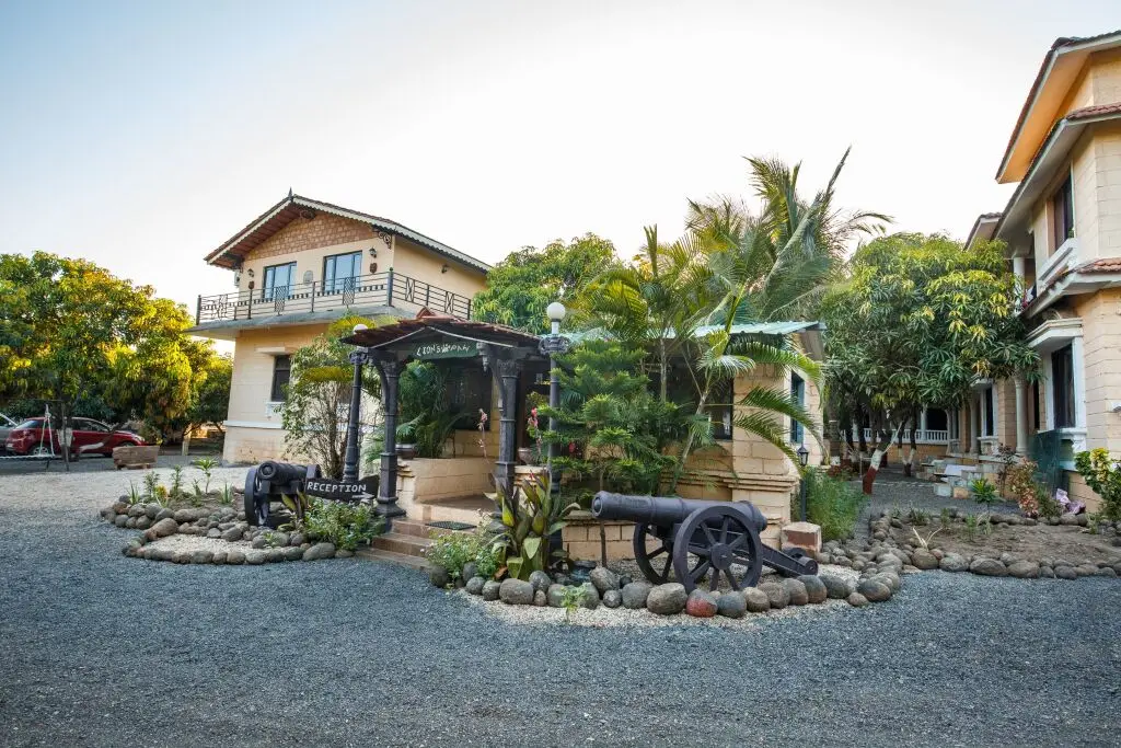 Сазан: Отель Gir Lions Paw Resort
