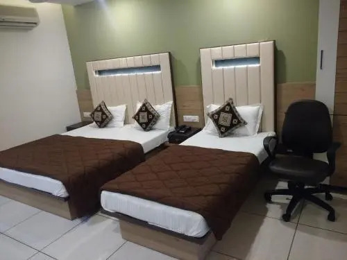 Ананд: Hotel Anand Corner