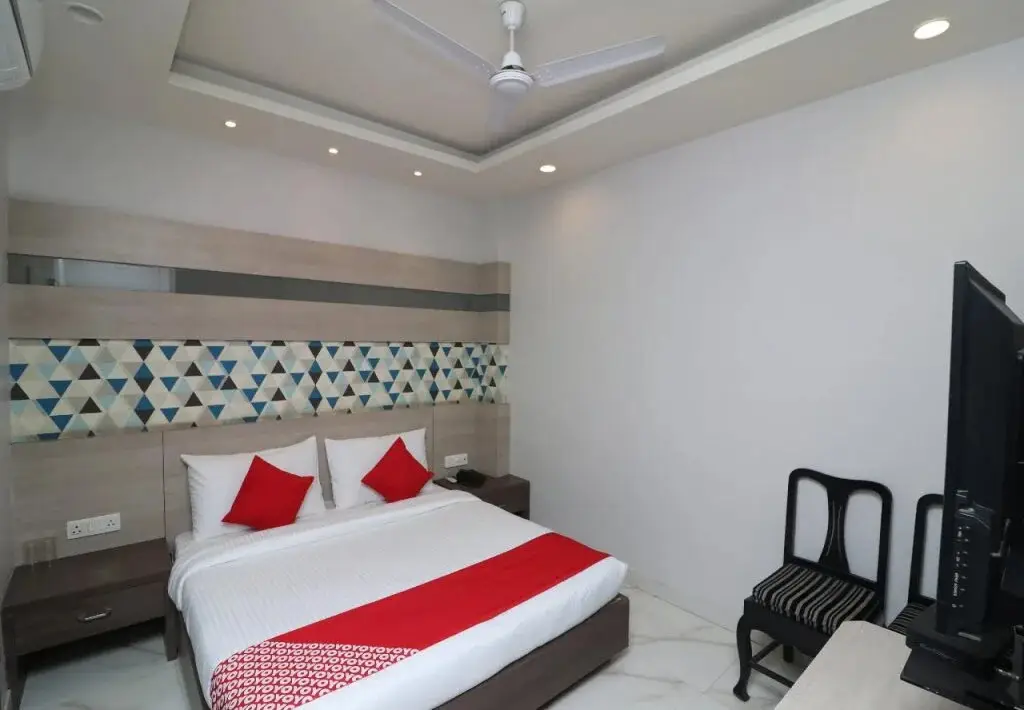 Лакхнау: OYO 7044 Hotel Megha
