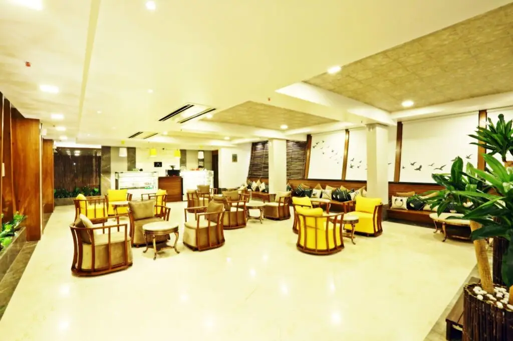 Райпур: Hotel Ivy