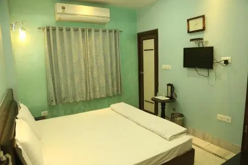 Фалоди: Hotel New Golden Palace