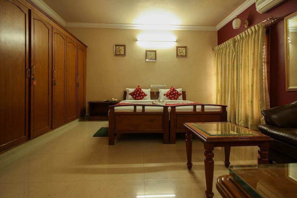 Бангалор: OYO 6955 Eyrie Comfort Suites
