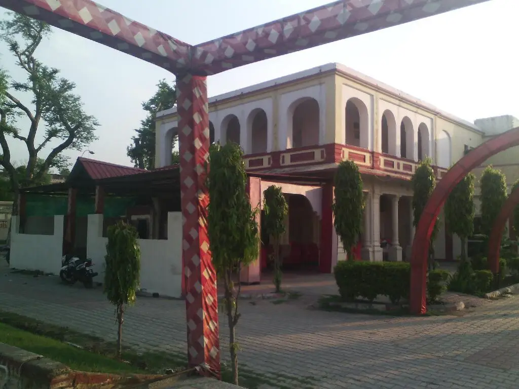 Hotel Saroop Vilas Palace — фото 1