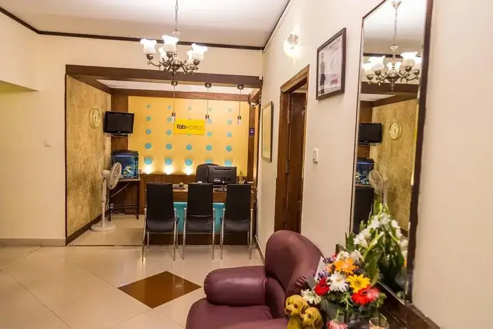 Бангалор: Fabhotel Queensway Park Ulsoor Lake