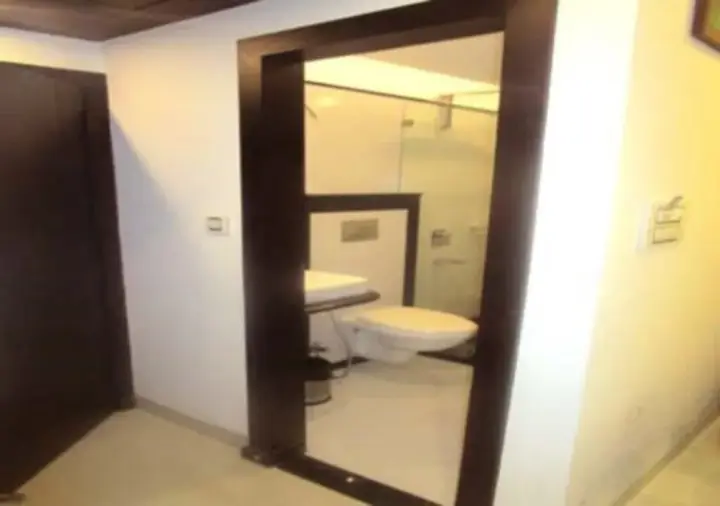 Гвалиор: The City Grand Hotel