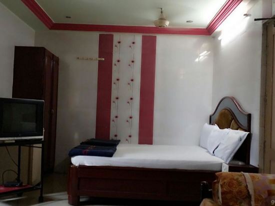 Онголе: Hotel Sowmya International
