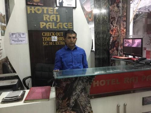 Аджмер: Hotel Pushkar Paramount Palace