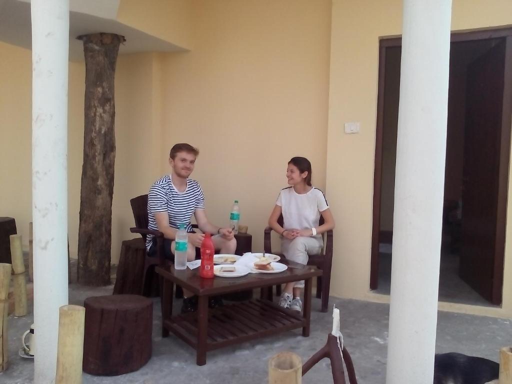 Гарджия: Corbett Jungle Inn