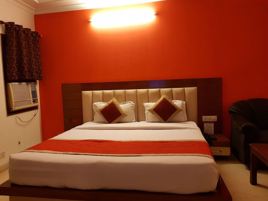 Нью-Дели: Hotel WTI Modesty