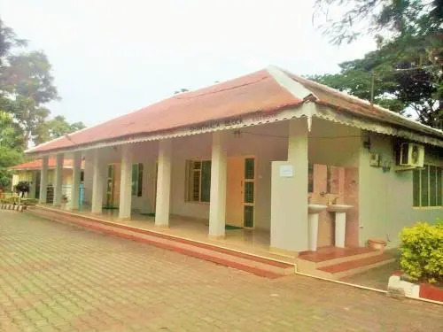 Алюр: KSTDC Hotel Mayura Shantala Halebeedu