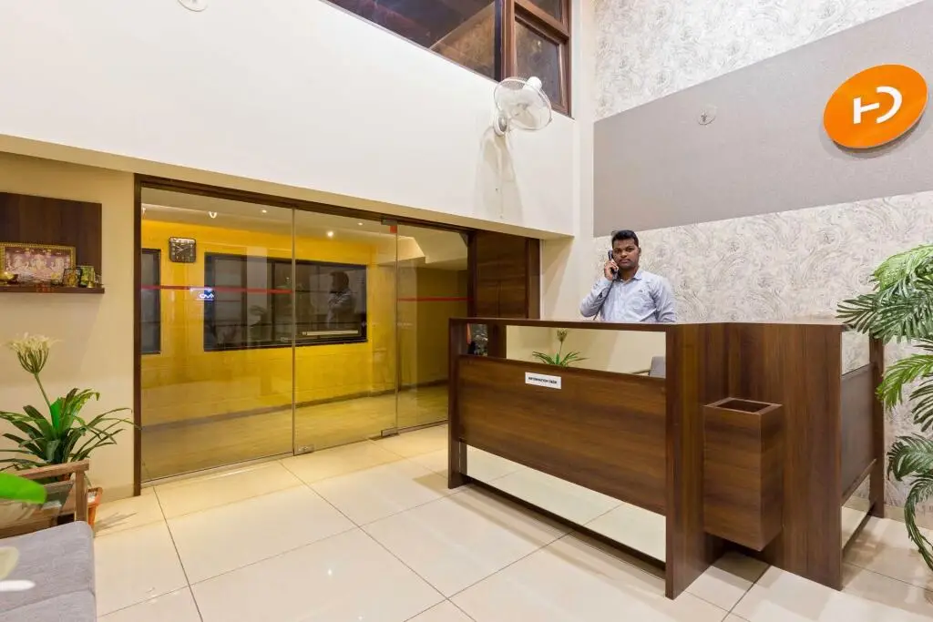 Колхапур: Hotel Darshan Vishwas