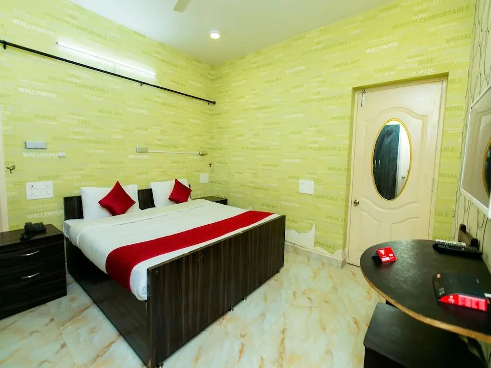 Ченнаи: The ECR Grand Residency by OYO Rooms