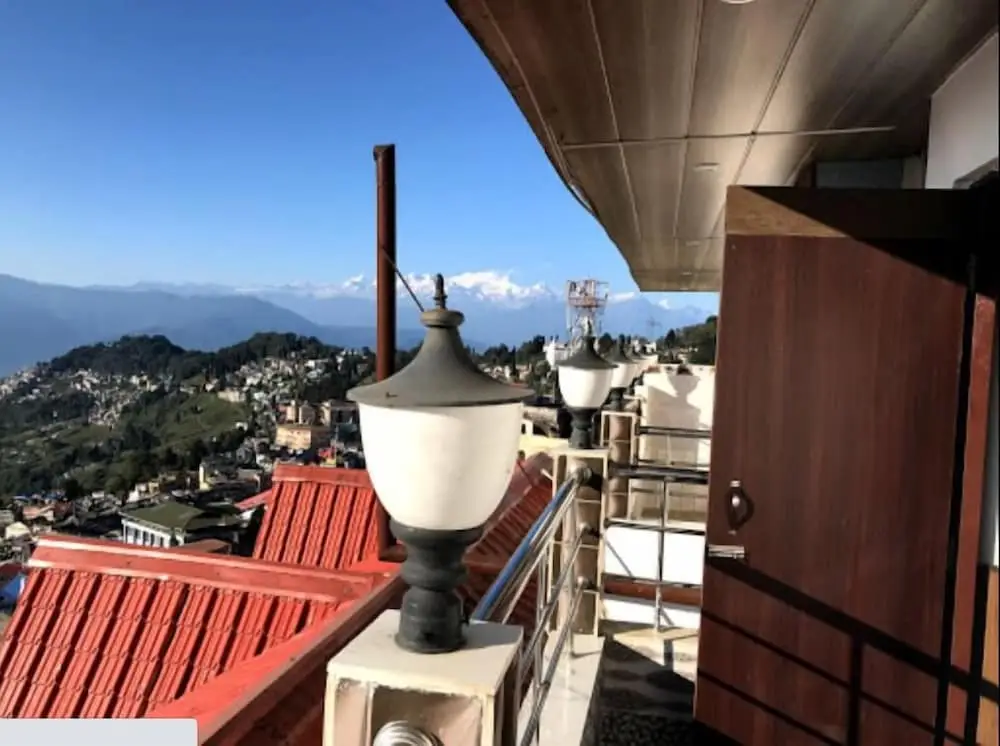 Дарджилинг: Hotel Golden Dolma