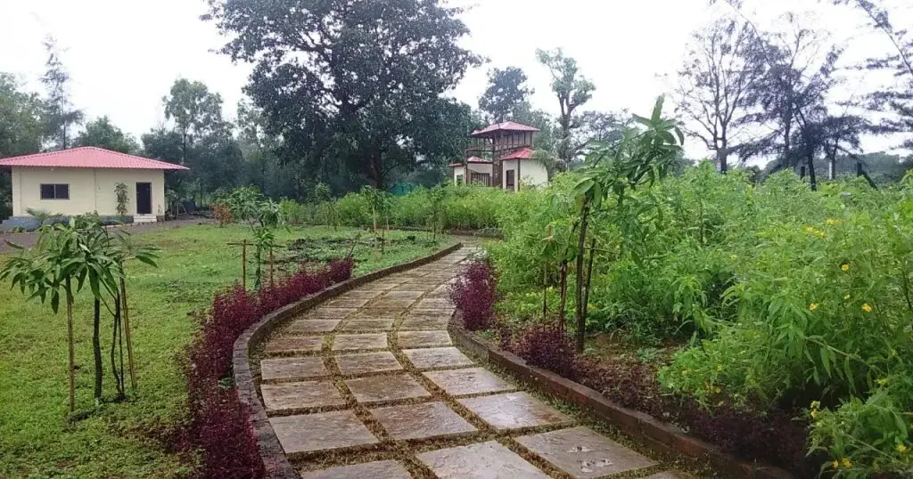Джаухар: Prakriti Agro Farm