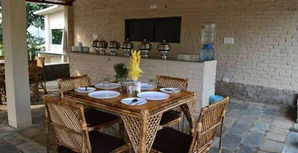 Наинитал: Hotel Corbett Plaza