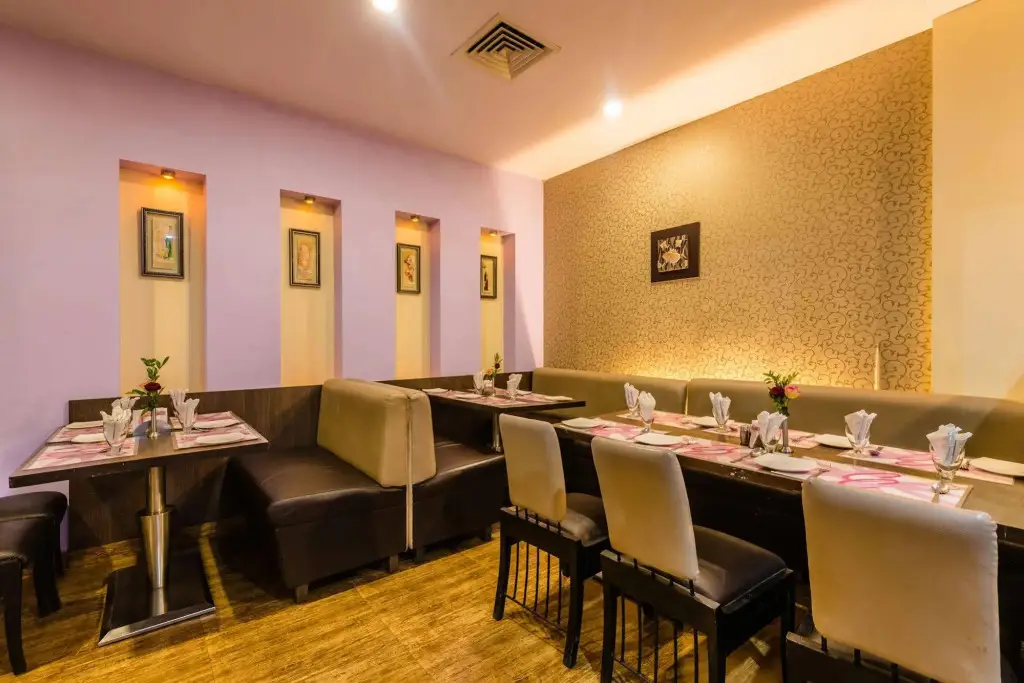 Панвель: Hotel Panchratna