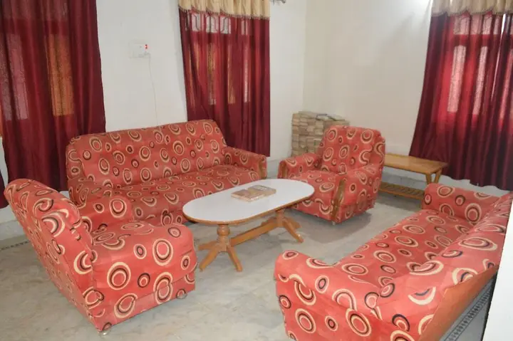 Бодх-Гая: Middle Way Home Stay