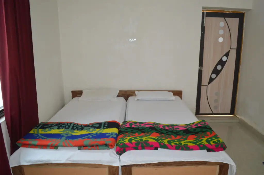 Бодх-Гая: Middle Way Home Stay