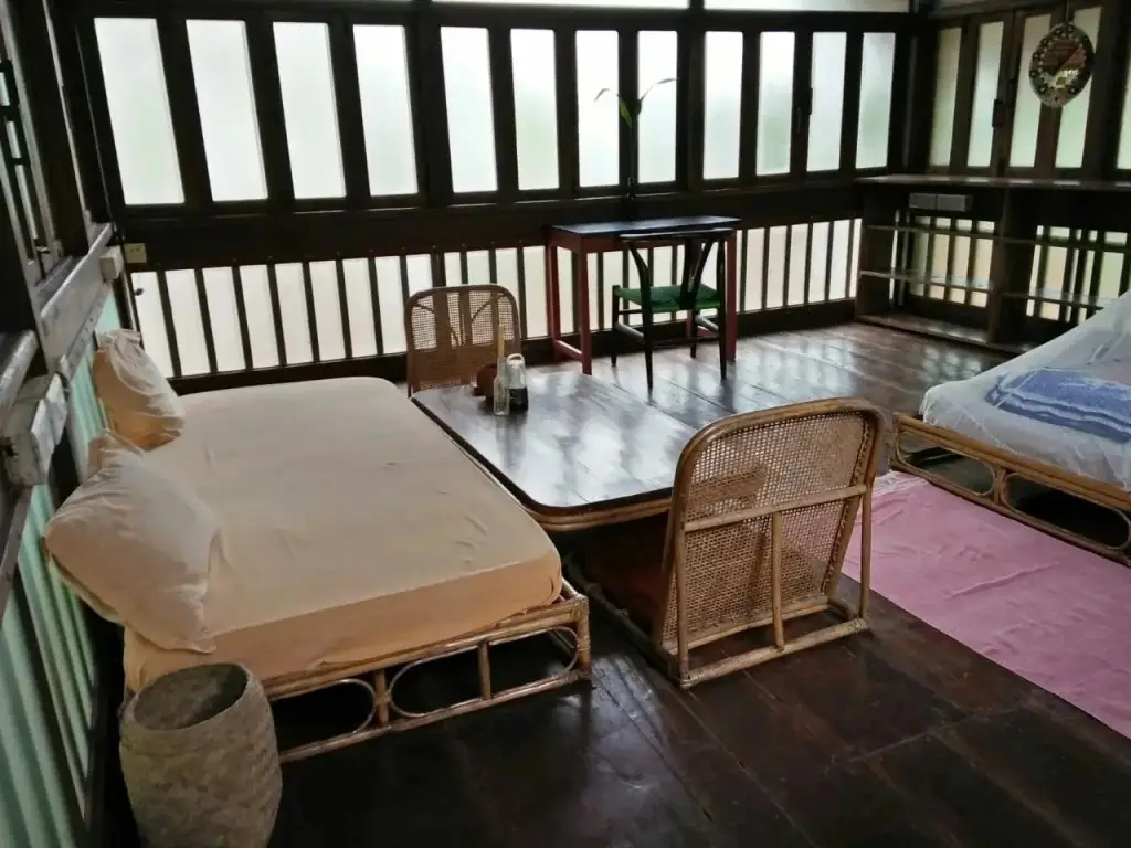 Вагатор: Chikoo House