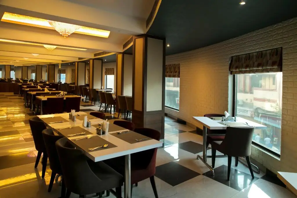 Варанаси: Hotel Ganges Grand