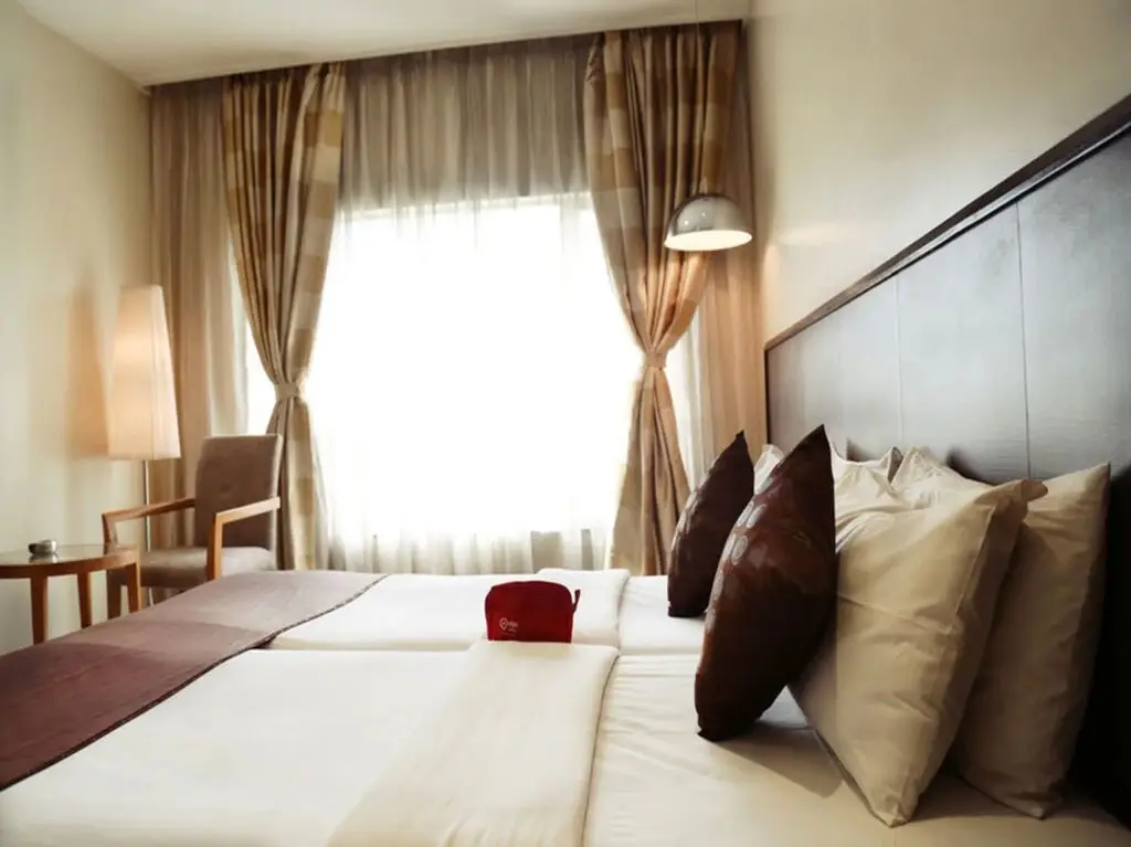 Пуна: Capital O 697 The Sirona Hotel