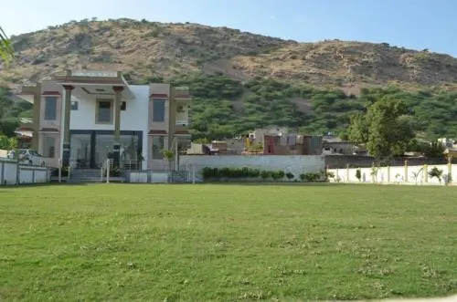 Алвар: Virasat (A Perfect Holiday Home)